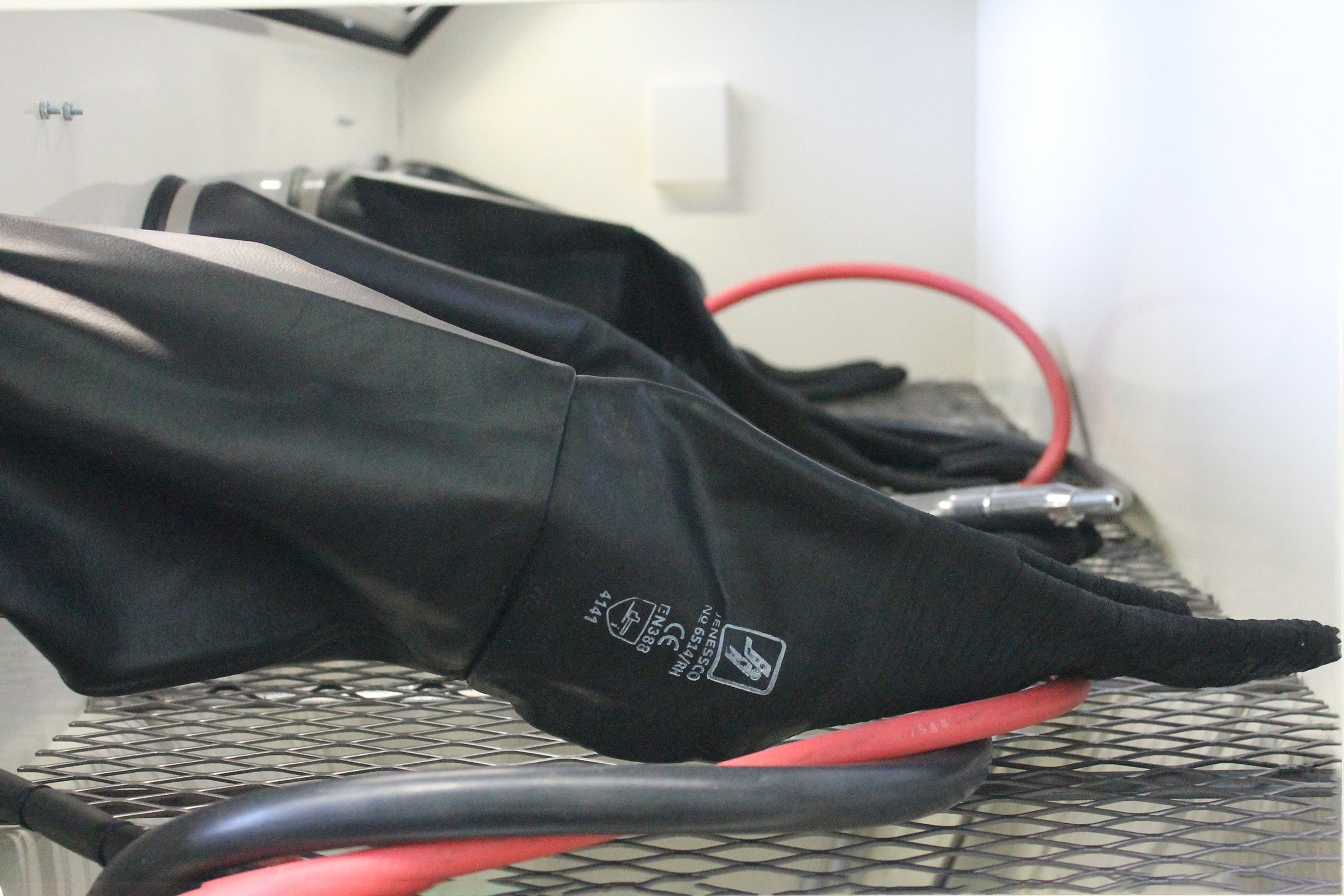 ALC  - 60" Wide abrasive blast cabinet with LED light kit [sku: 40413L]